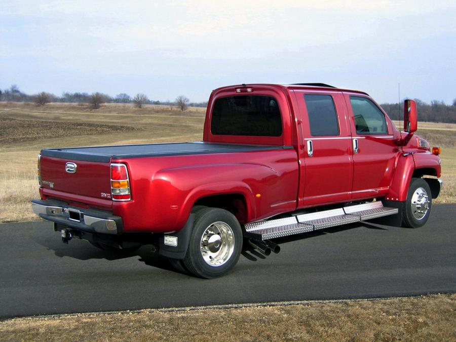  GMC TopKick Crew Cab 2004 года  (фото 4 из 8)